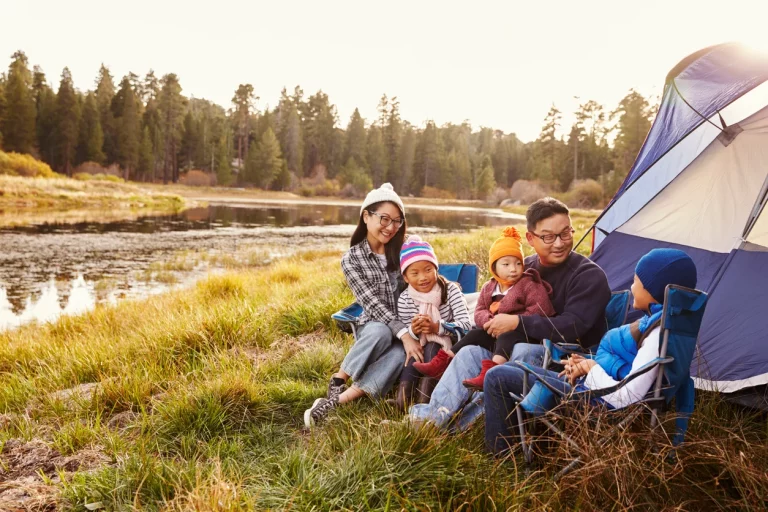 Best Travel Insurance for Families in 2025 – Top Plans & Benefits